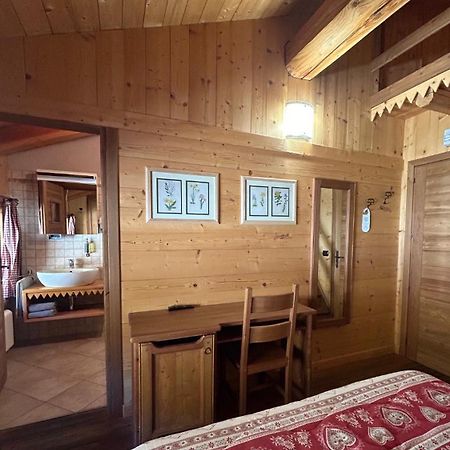 Hibou Chambres - コー​​ニュ エクステリア 写真