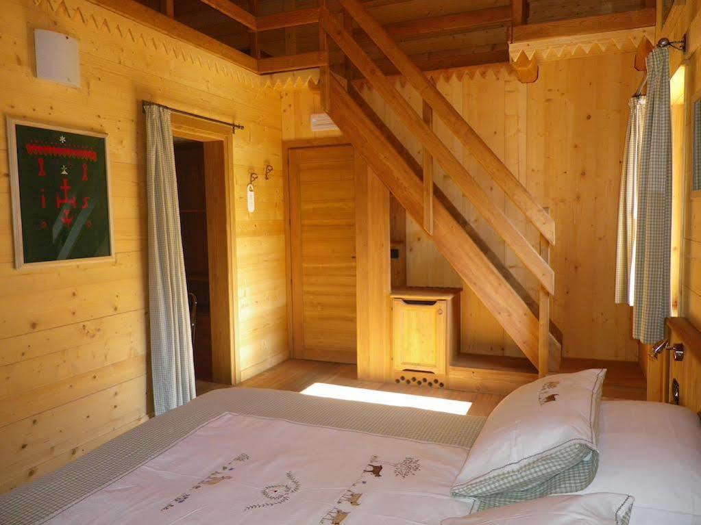 Hibou Chambres - コー​​ニュ エクステリア 写真